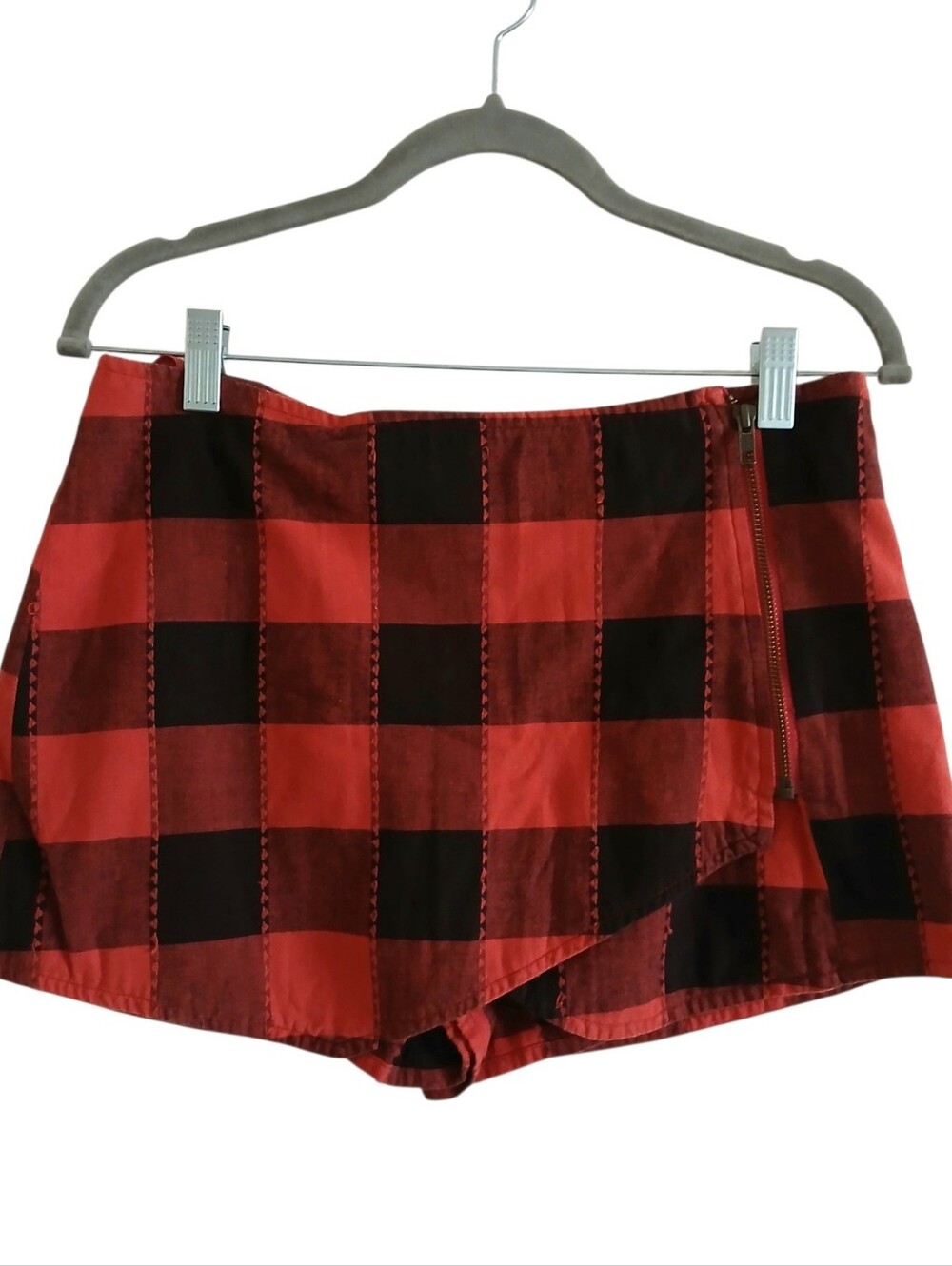 FREE PEOPLE Buffalo Plaid Mini Wrap Skort Women's 4 Zipper Asymmetrical Grunge